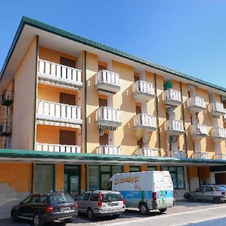 Storione - Appartamenti Bibione Exteriér fotografie